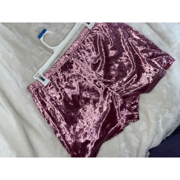 Fun & Flirty Two Piece Set - Picture 3 of 3